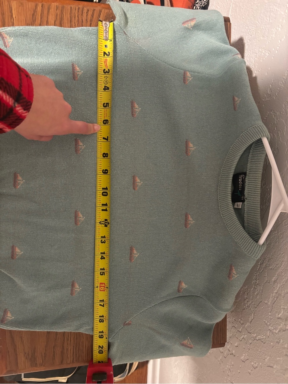 Vintage 80s/90s Crewneck Sweater in Sage Green with Sailboat Motif - Picture 6 of 7